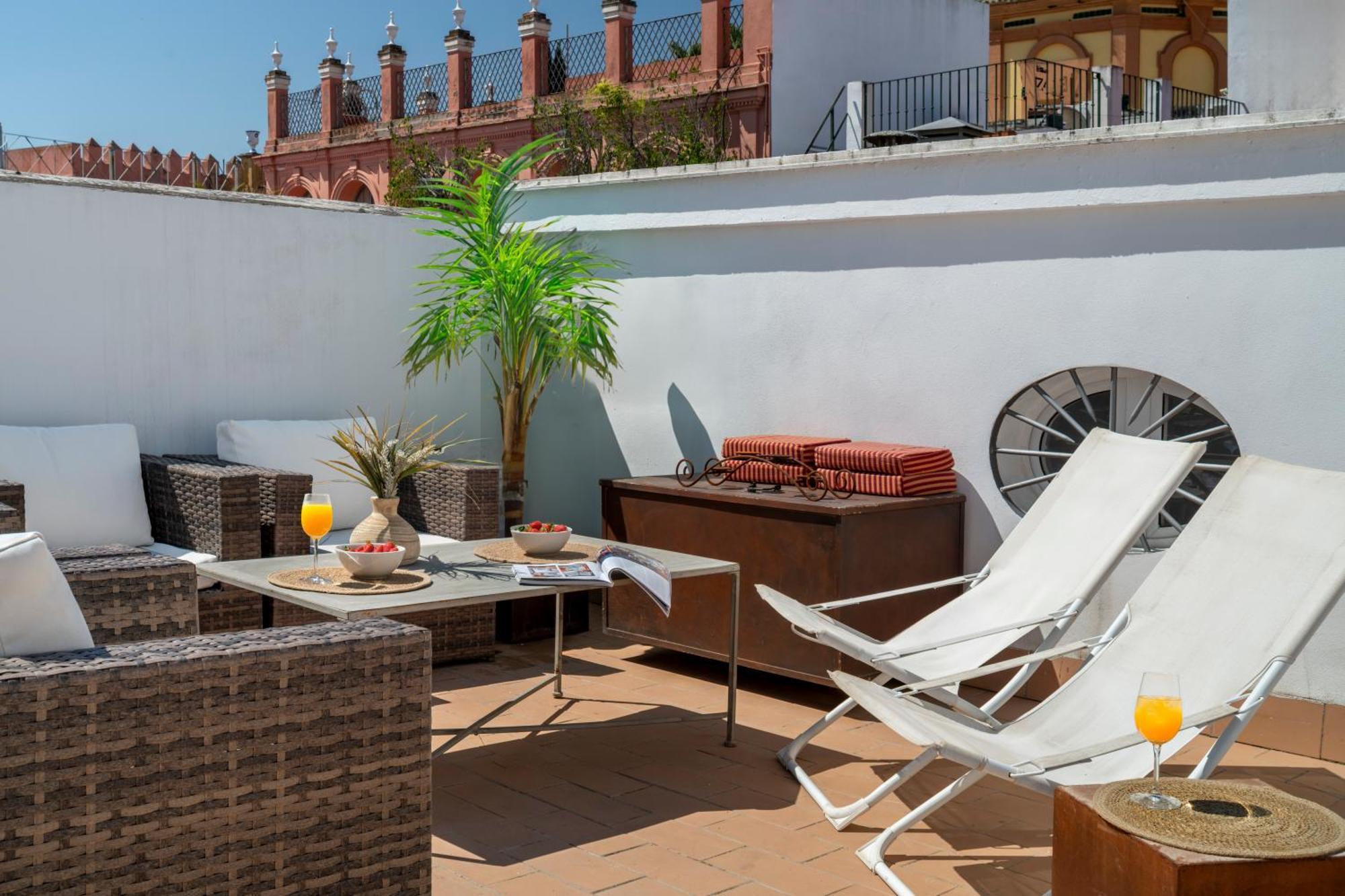 Magno Apartments Fabiola Luxury House Seville Exterior photo